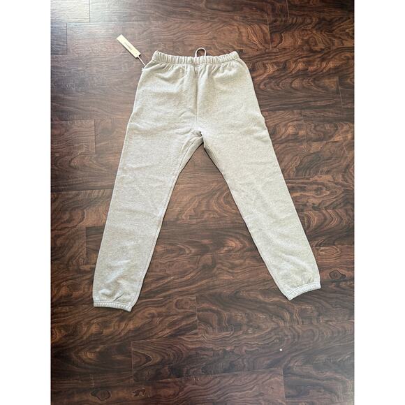 Essentials sweatpants - Picture 2 of 3